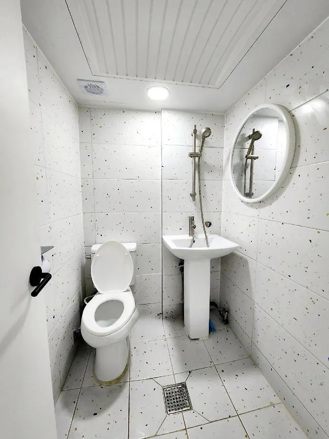 Friends Yul For Men Hostel Σεούλ